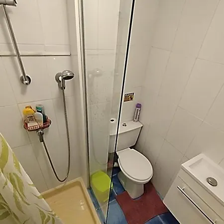 Private In Shared In The Center Of Niza